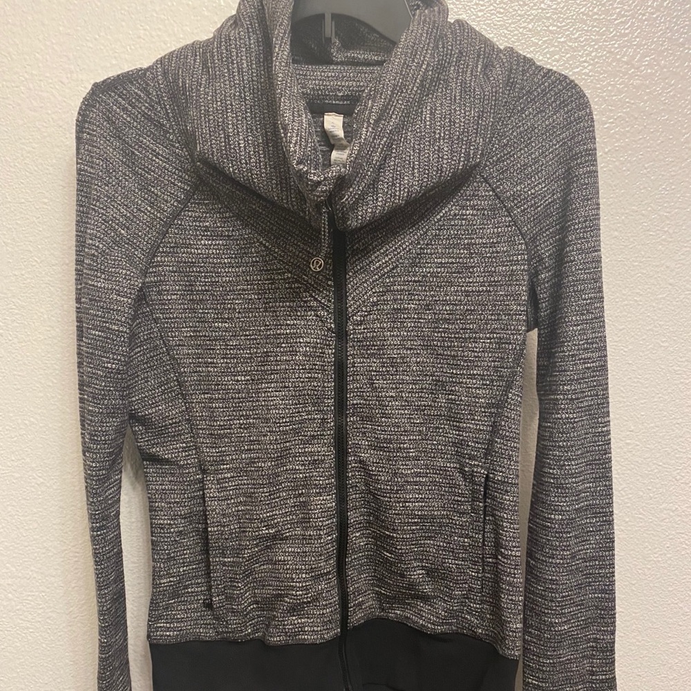 Lululemon fleece